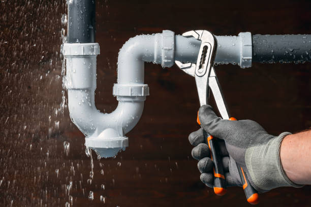 Professional Gas Line Repair technician working in Fayetteville, OH